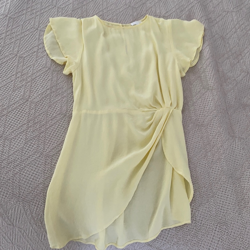 Yellow blouse